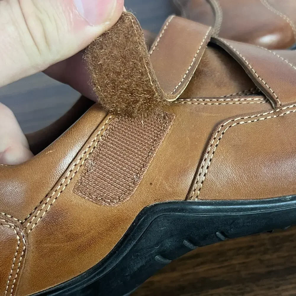 Cole Haan Mens 9 Old Money Quiet Luxury Preppy Leather Vibram Strap Work Loafers